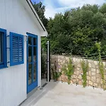 Seaview Anita With Two And Private Pool *